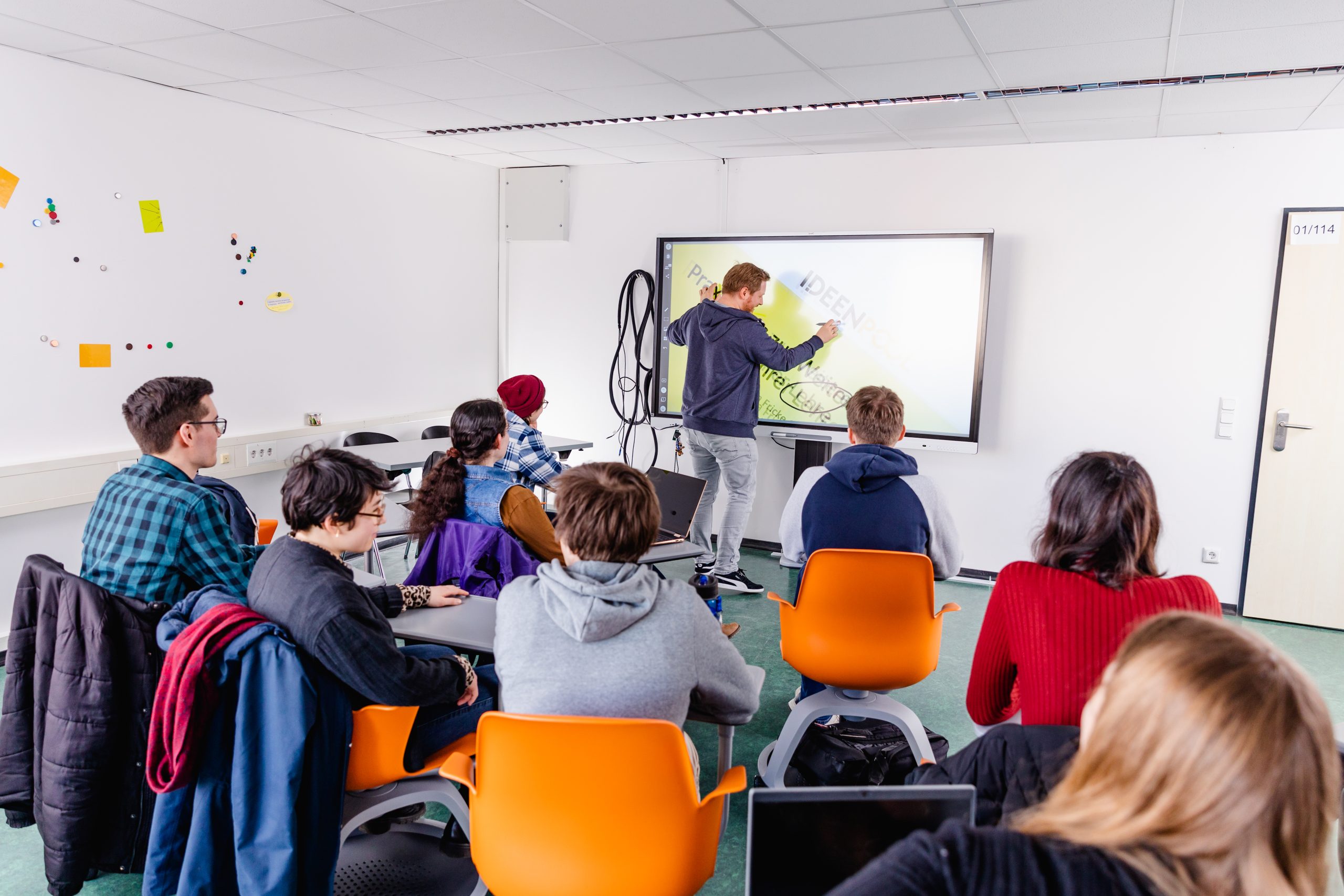 Mehr über den Artikel erfahren Neue Themen und kürzere Workshops – Hochschuldidaktische Qualifizierung wird aktualisiert