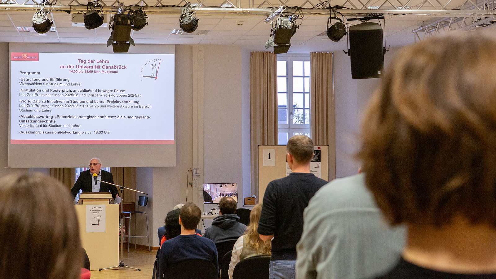 Mehr über den Artikel erfahren Tag der Lehre am 02.12.26 und neue Ausschreibungsrunde von LehrZeit (Frist: 15.09.26)